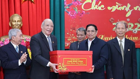 Le PM appelle Thanh Hoa à œuvrer pour un Vietnam puissant