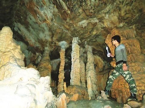 Grotte de Nha Tro, un theatre en haute mer hinh anh 1