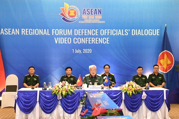 Le Dialogue des responsables de la defense du Forum regional de l'ASEAN hinh anh 1