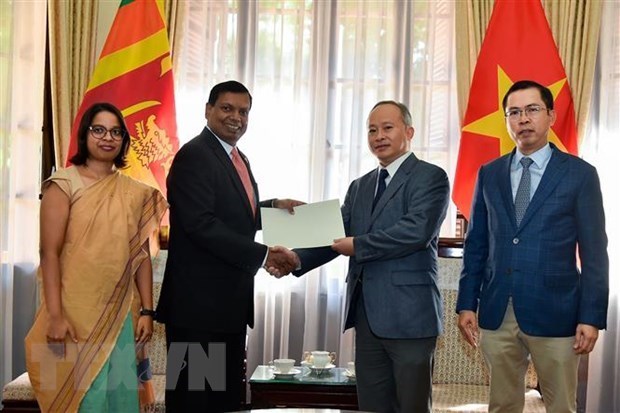 Le Sri Lanka soutient les victimes des inondations dans le Centre du Vietnam hinh anh 1