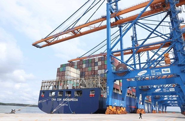Le port de Cai Mep-Thi Vai doit devenir un centre logistique mondial d'ici 2045, selon le PM hinh anh 2