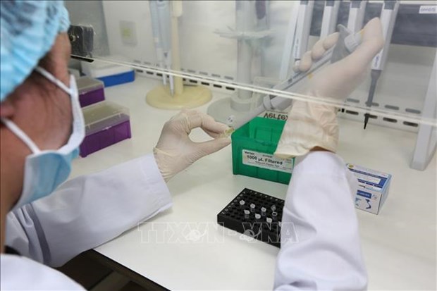 10 000 kits de tests de depistage du coronavirus offerts au ministere de la Sante hinh anh 2