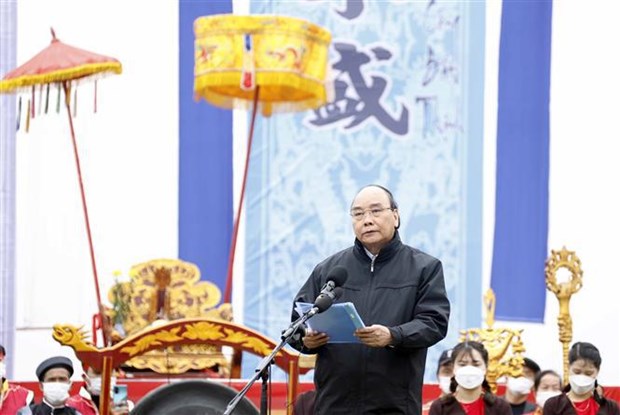 Le president Nguyen Xuan Phuc a la fete des labours 