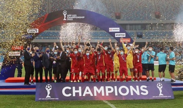 Rencontre avec l’equipe U23 du Vietnam, champion en titre du Championnat d’Asie du Sud-Est de 2022 hinh anh 1
