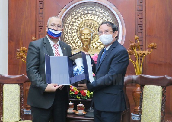 Promouvoir la cooperation entre les localites russes et Ho Chi Minh-Ville hinh anh 1