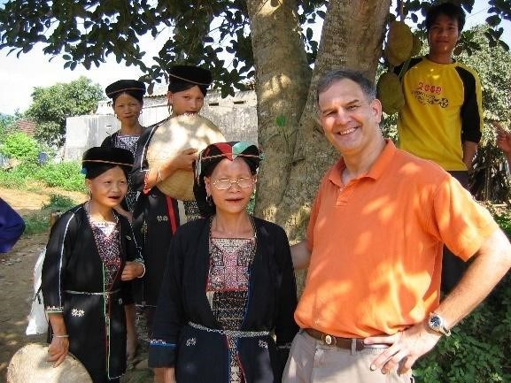 Mark Rapoport, un medecin americain grand collectionneur d’objets culturels vietnamiens hinh anh 4
