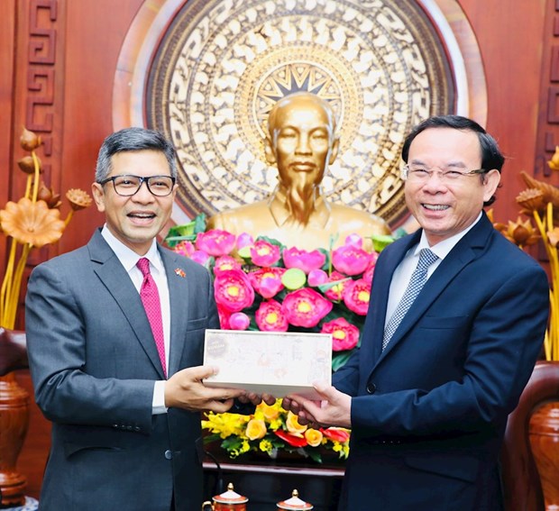 Dynamiser la cooperation entre Ho Chi Minh-Ville et l’Indonesie et l’Italie hinh anh 1