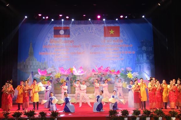 Promotion de la cooperation entre Ha Tinh et des provinces lao hinh anh 1