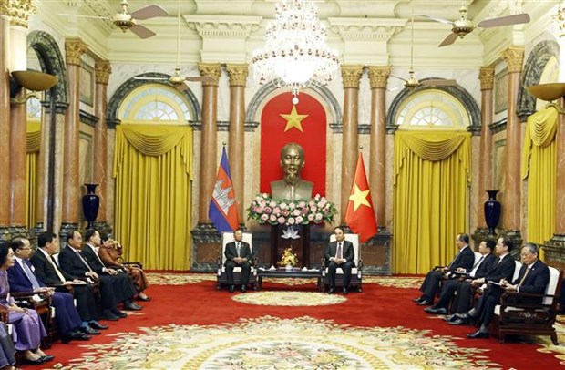 Le president Nguyen Xuan Phuc recoit le president de l'AN cambodgienne hinh anh 2