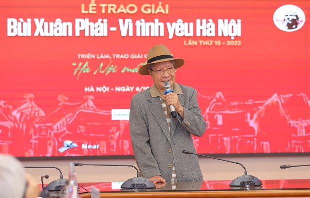 Le Prix Bui Xuan Phai courronne le realisateur Tran Van Thuy hinh anh 1