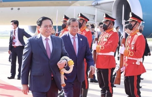 Le Premier ministre Pham Minh Chinh commence sa visite officielle au Cambodge hinh anh 2