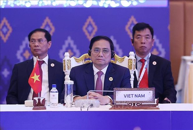 41e Sommet de l'ASEAN : le PM vietnamien affirme l'importance de maintenir la solidarite hinh anh 1