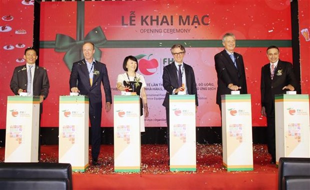 Plus de 300 entreprises a l’exposition Food & Hotel Vietnam 2022 hinh anh 1