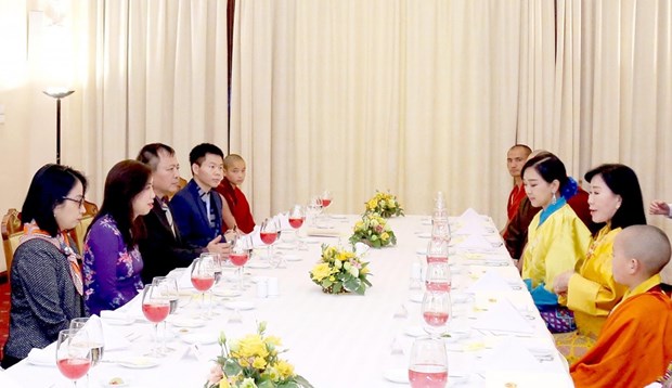 La vice-ministre des AE Le Thi Thu Hang recoit la reine-mere du Bhoutan hinh anh 1