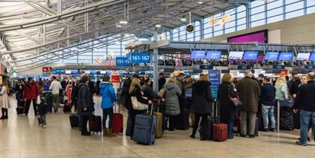 Prague Airport prevoit d’ouvrir des liaisons aeriennes directes vers le Vietnam hinh anh 1