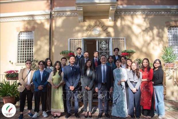Les etudiants vietnamiens en Italie resserrent leur connexion hinh anh 1