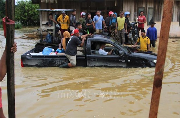​Indonesie: 150 regions touchees par les catastrophes naturelles hinh anh 1