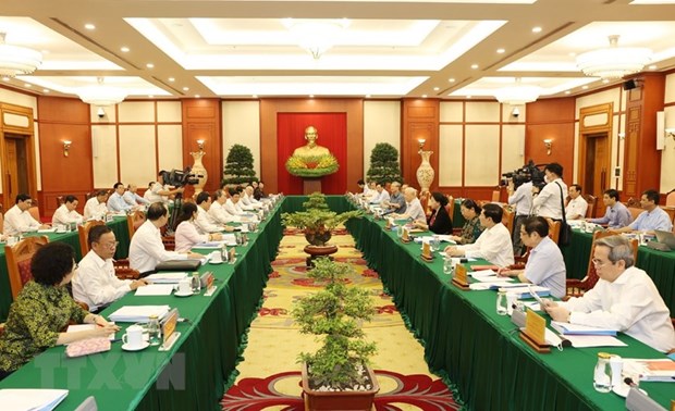 Le Bureau politique travaille avec la permanence du Comite du Parti de Ho Chi Minh-Ville hinh anh 1