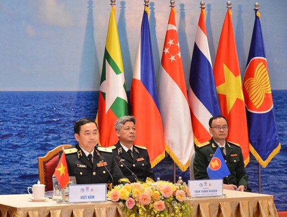 La 14e conference des commandants de la Marine de l'ASEAN hinh anh 1