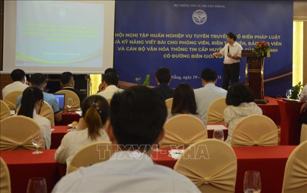 Amelioration des competences de propagande sur la situation a la frontiere Vietnam-Laos hinh anh 1