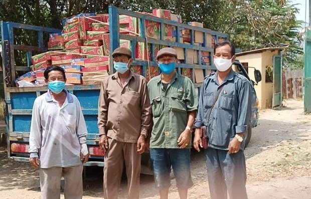 COVID-19: poursuite du soutien aux personnes d'origine vietnamienne au Cambodge hinh anh 1