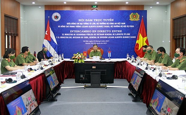 Cuba est pret a intensifier la cooperation avec le ministere vietnamien de la Securite publique hinh anh 1