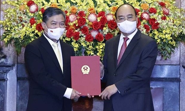 ​Le chef de l'Etat nomme un nouvel ambassadeur du Vietnam au Cambodge hinh anh 1