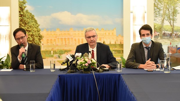 L'ambassadeur de France au Vietnam apprecie le partenariat strategique avec le Vietnam hinh anh 2