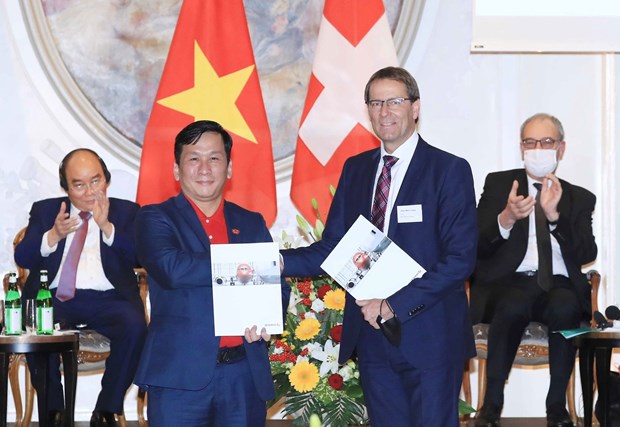 Vietjet signe un accord de 150 millions de dollars avec un fournisseur de services MRO suisse hinh anh 1