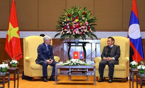 ​Entrevue entre le president du FPV et le president de l'AN lao hinh anh 1