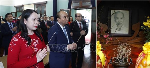 Le president Nguyen Xuan Phuc rend hommage au President Ho Chi Minh hinh anh 1
