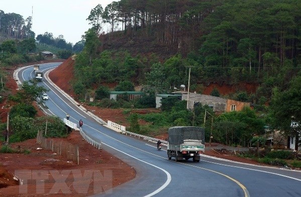 AN: les portions inachevees du projet de route Ho Chi Minh devraient s'achever en 2022-2025 hinh anh 1