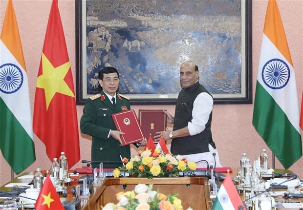 Le ministre indien de la Defense en visite officielle au Vietnam hinh anh 3