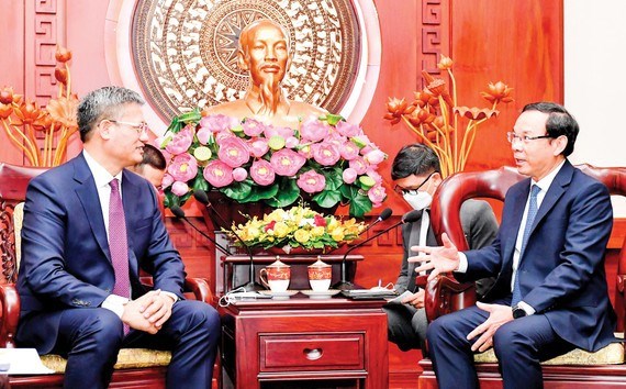 Renforcement de la cooperation entre Ho Chi Minh-Ville et des localites chinoises hinh anh 1