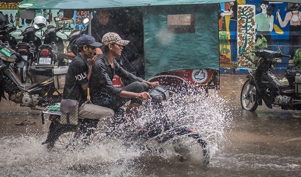 Inondations au Cambodge: neuf morts et pres de 21.000 foyers evacues hinh anh 1