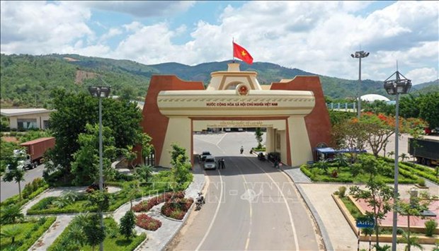 Le Vietnam accompagne toujours le Laos dans son processus de developpement et d'integration hinh anh 1