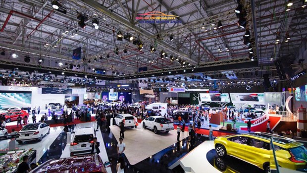 Plus de 120 modeles automobiles au Vietnam Motor Show 2022 hinh anh 1
