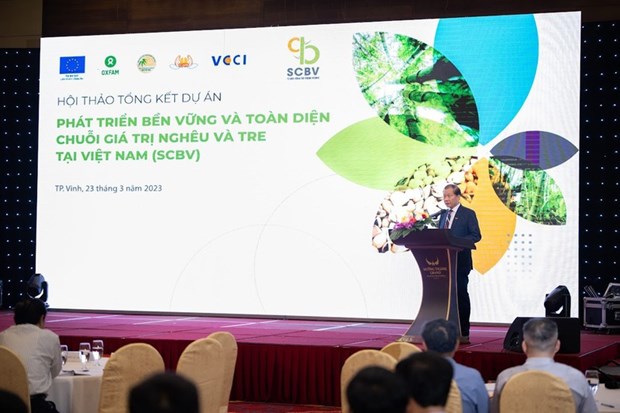 Un projet finance par l'UE promeut la chaine de valeur durable des palourdes et du bambou au Vietnam hinh anh 1
