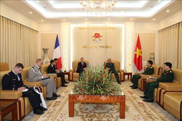 Le Vietnam et la France renforcent leur cooperation dans la defense hinh anh 1