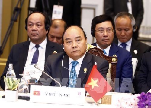 Le 35e sommet de l’ASEAN et les reunions connexes a haut niveau debuteront demain en Thailande hinh anh 1