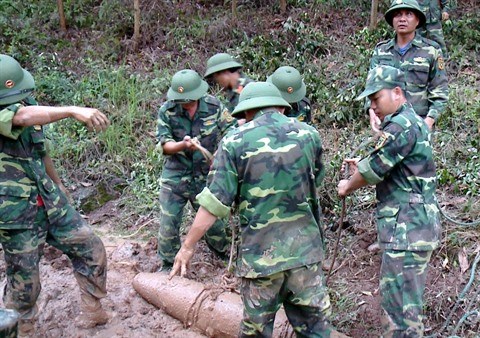 Soutien de la subsistance pour les victimes des bombes et des mines au Vietnam hinh anh 1