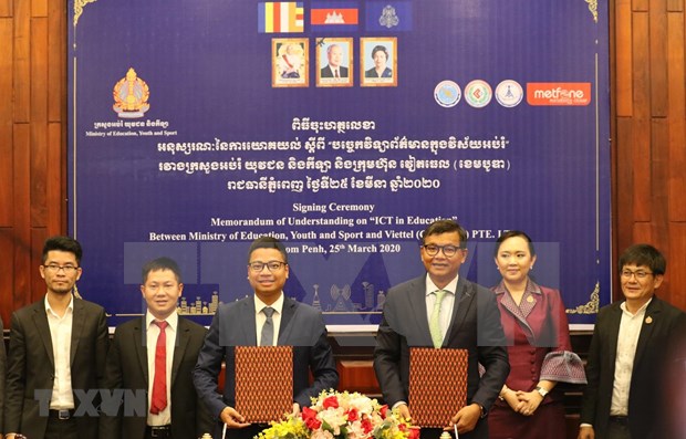 Metfone appuie le gouvernement cambodgien dans le combat contre le COVID-19 hinh anh 1