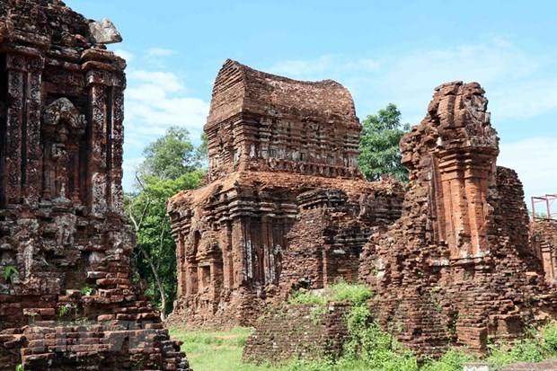 Des experts indiens assistent Quang Nam a restaurer la zone centrale du sanctuaire de My Son hinh anh 1