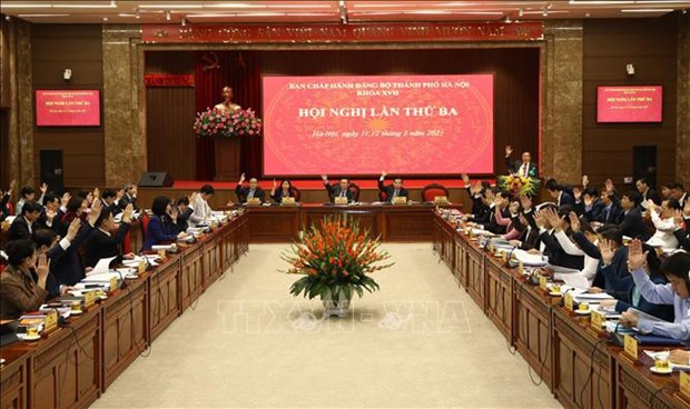 Hanoi prevoit 10 programmes pour mettre en œuvre la resolution du 13e Congres national du Parti hinh anh 1