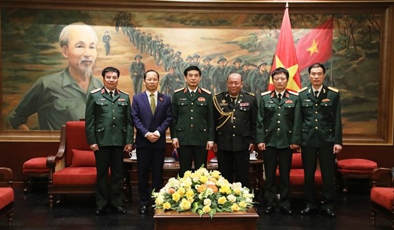 Defense: promouvoir la cooperation entre le Vietnam et le Laos, le Cambodge, la Chine et la Russie hinh anh 2