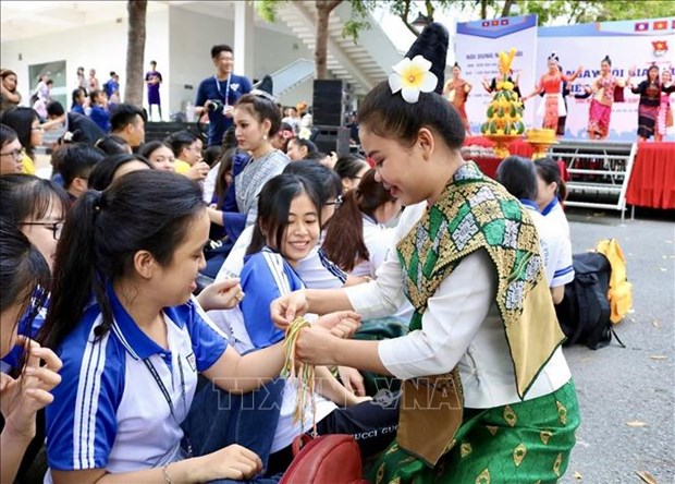 Fete d’echange culturel Vietnam-Laos-Cambodge a Ho Chi Minh-Ville hinh anh 2