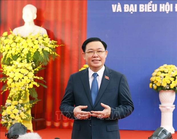 De nombreux journaux etrangers ont rendu compte des elections au Vietnam hinh anh 1