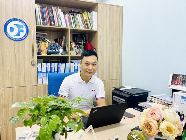 Tran Van Cong: 30 ans a l’enseignement et a la promotion de la langue de Moliere hinh anh 2