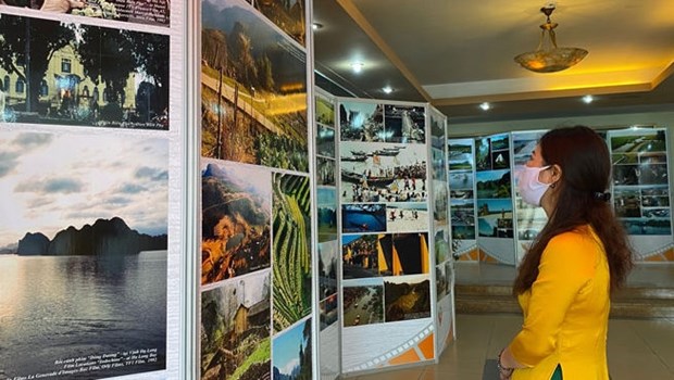 Une exposition de photos presente des lieux de tournage au Vietnam hinh anh 1