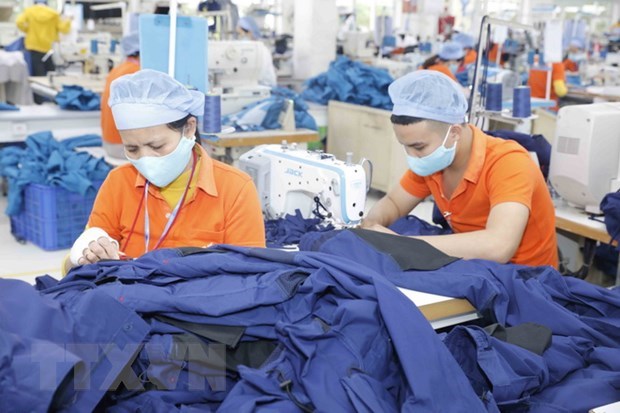 Textille-habillement : le secteur resiste bien au milieu de la pandemie COVID-19, selon Forbes hinh anh 1